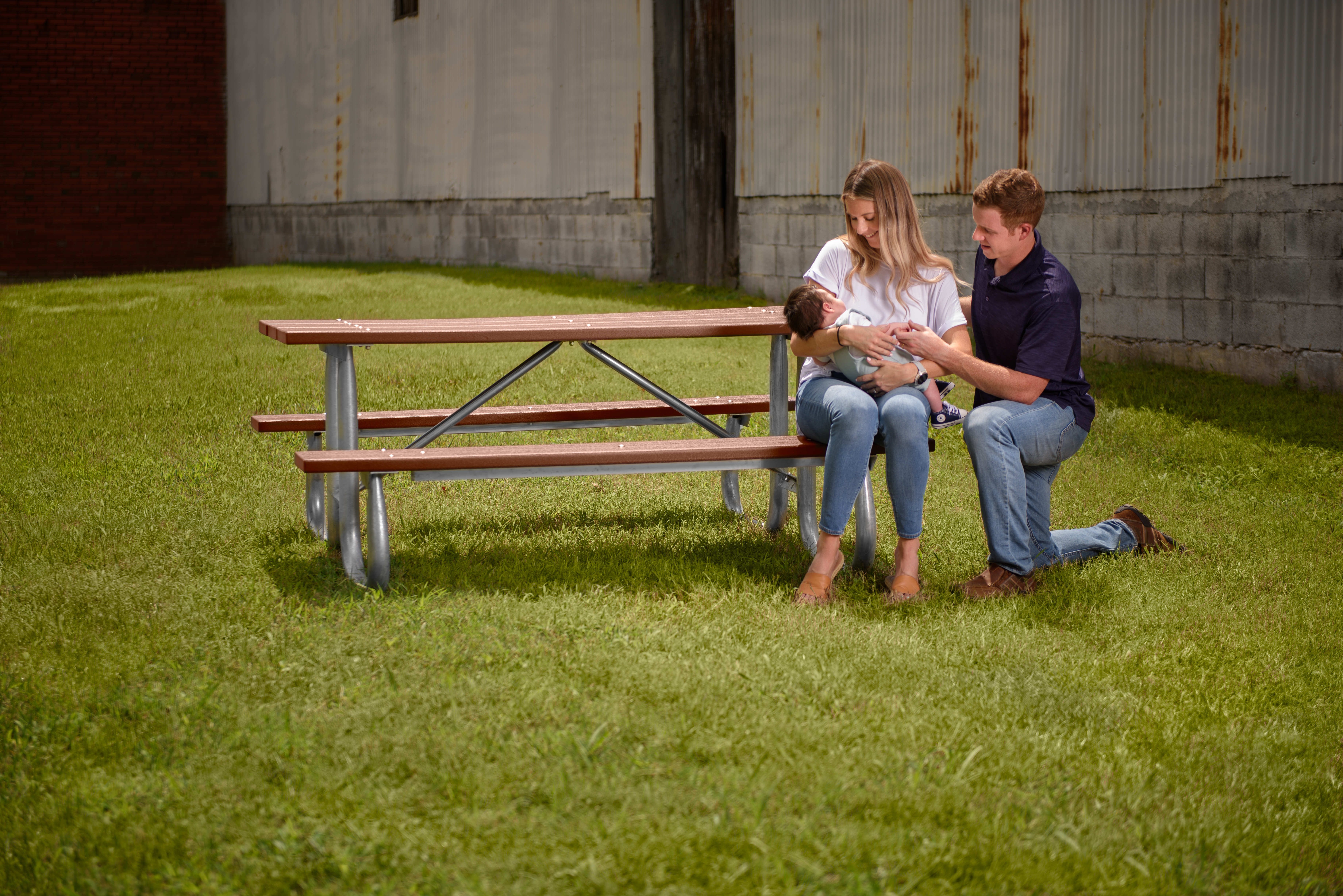 023-FrogFurnishings-DotsonCommercial-202108
